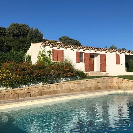 Villa Baja Sardinia بايا سردينيا