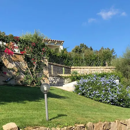 Villa Baja Sardinia فيلة